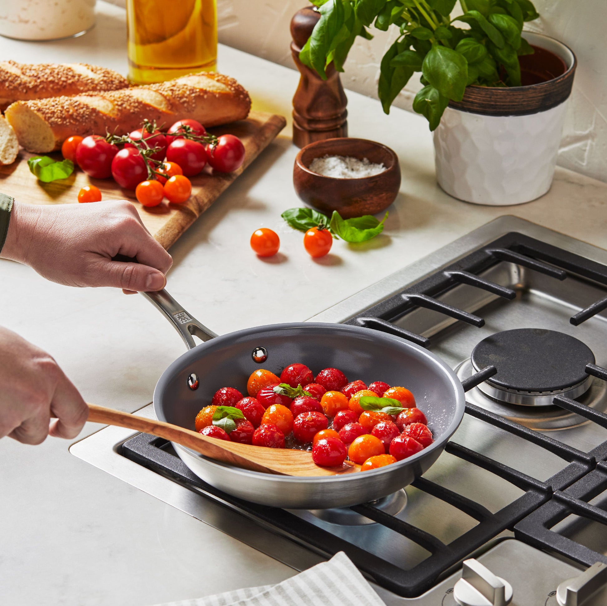 SPIRIT 10 PC 3-PLY STAINLESS STEEL COOKWARE SET